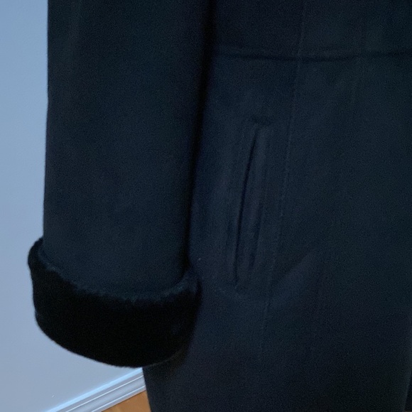 Gallery Black Winter Coat - Picture 3 of 9